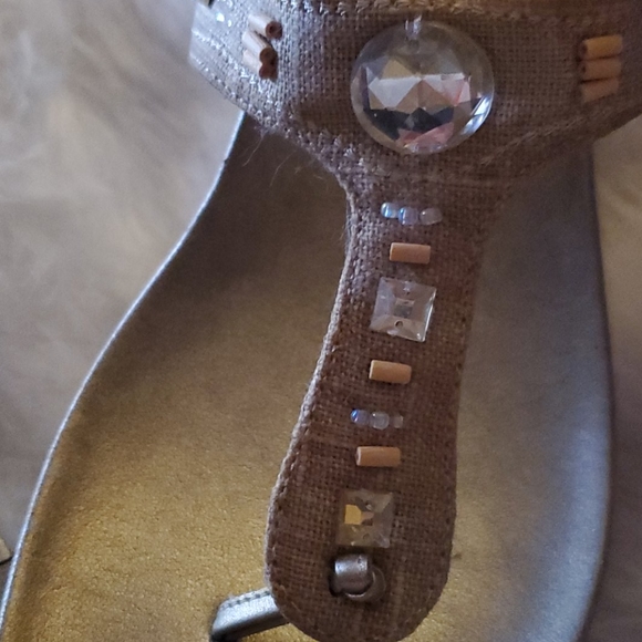 Montego Bay Club Size 10 W Wedge Jeweled Upper. - Picture 10 of 13